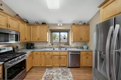 7901 15th Street N, Oakdale, MN 55128 - Photo 5