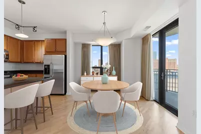 500 E Grant Street #1402, Minneapolis, MN 55404 - Photo 3