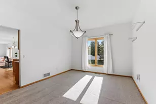 17993 Fullerton Ct, Lakeville, MN 55044 - Photo 13