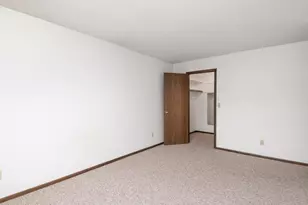 5356 Beachside Dr, Minnetonka, MN 55343 - Photo 13