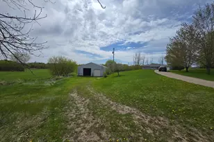 7670 18th Ave NW, Rochester, MN 55901 - Photo 3