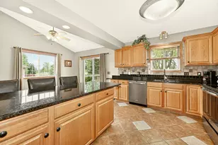 2516 Colleen Ln NE, Rochester, MN 55906 - Photo 17