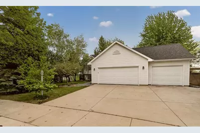 2516 Colleen Lane NE, Rochester, MN 55906 - Photo 33
