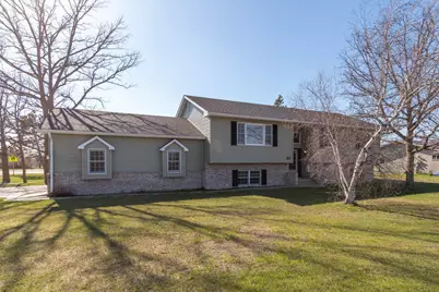 501 Lake Avenue NE, Bemidji, MN 56601 - Photo 3