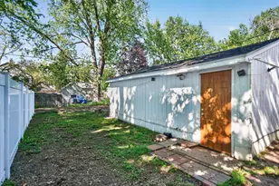 2519 3rd Ave E, North Saint Paul, MN 55109 - Photo 19