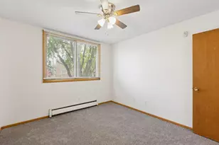 9147 Hwy 55, Golden Valley, MN 55427 - Photo 17