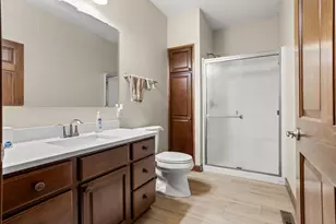 1363 Highpointe Dr N, Fargo, ND 58102 - Photo 23