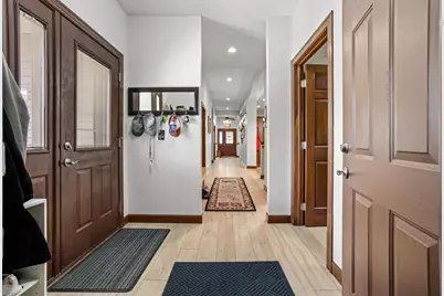 1363 Highpointe Drive N, Fargo, ND 58102 - Photo 27