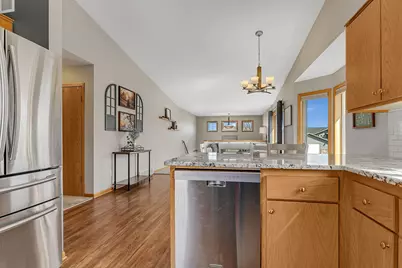 1136 Orchid Drive NE, Sauk Rapids, MN 56379 - Photo 9