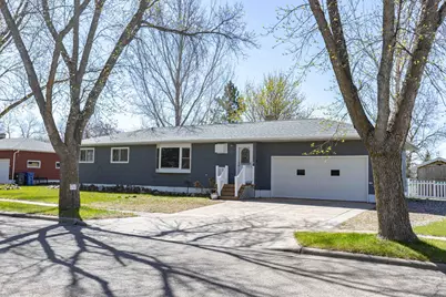 702 3rd Avenue SE, Barnesville, MN 56514 - Photo 1