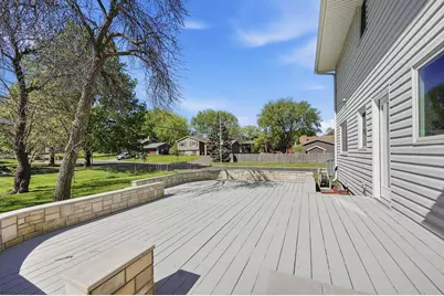 8217 28th Avenue N, New Hope, MN 55427 - Photo 31