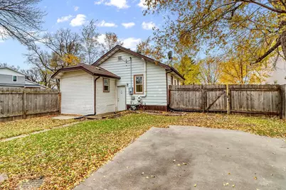 1001 28th Street N, Fargo, ND 58102 - Photo 17