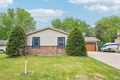 14725 Dory Court, Apple Valley, MN 55124 - Photo 3