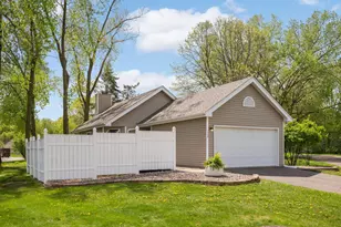 1440 Granada Ave N, Oakdale, MN 55128 - Photo 17