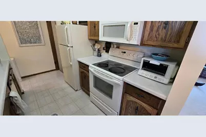 1402 E Gateway Circle S #H, Fargo,  58103 - Photo 3