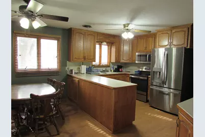 1404 Lucia Avenue, Fairmont, MN 56031 - Photo 3