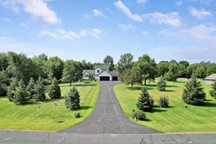 774 Oriole Ln, Hudson, WI 54016 - Photo 1