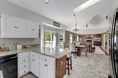 774 Oriole Lane, Hudson, WI 54016 - Photo 9