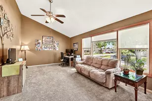 305 4th Ave NW, Dodge Center, MN 55927 - Photo 9