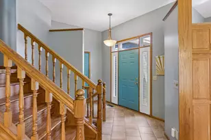 354 E Avenue Cir, Mahtomedi, MN 55115 - Photo 3