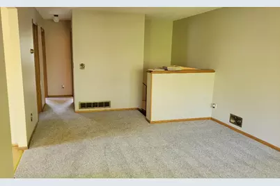 341 Hickory Street, Mahtomedi, MN 55115 - Photo 3