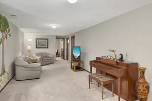 19055 Jordan Trail, Lakeville, MN 55044 - Photo 17