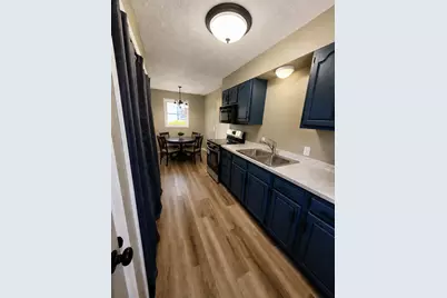 147 W Holly Street, Owatonna, MN 55060 - Photo 5