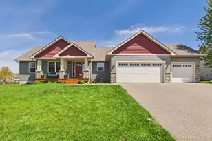 12668 314th St, Lindstrom, MN 55045 - Photo 1