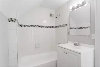 188 Wyoming Street E, Saint Paul, MN 55107 - Photo 9