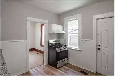 188 Wyoming Street E, Saint Paul, MN 55107 - Photo 3