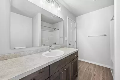 965 Ashley Drive W, West Fargo, ND 58078 - Photo 13