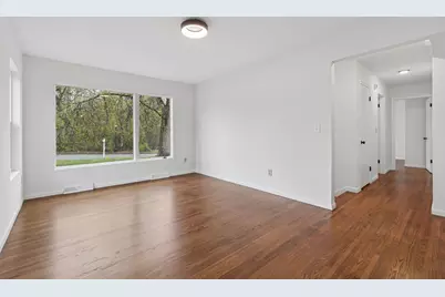 1444 Ames Avenue E, Saint Paul, MN 55106 - Photo 9