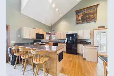 27777 N Shore Drive, Starbuck, MN 56381 - Photo 3