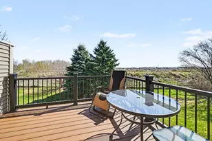 1737 Philipp Dr, Shakopee, MN 55379 - Photo 9