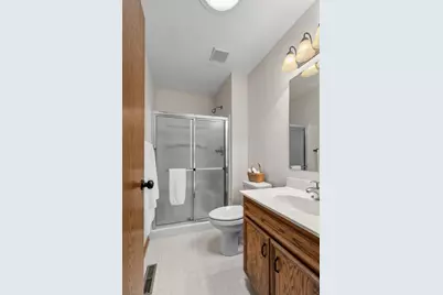 8461 Vagabond Lane N, Maple Grove, MN 55311 - Photo 21