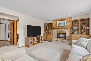 8461 Vagabond Ln N, Maple Grove, MN 55311 - Photo 15