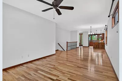 1589 Christie Place, Saint Paul, MN 55106 - Photo 9
