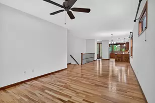 1589 Christie Pl, Saint Paul, MN 55106 - Photo 9