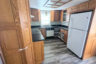 907 2nd Ave NW, Faribault, MN 55021 - Photo 3