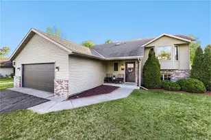 39119 Riverside Ct, North Branch, MN 55056 - Photo 1