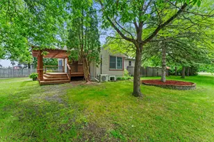 245 10th Ave SW, Cambridge, MN 55008 - Photo 65