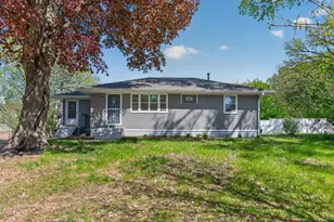 5932 Perry Ave N, Crystal, MN 55429 - Photo 1