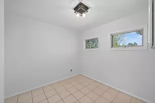 5932 Perry Ave N, Crystal, MN 55429 - Photo 19