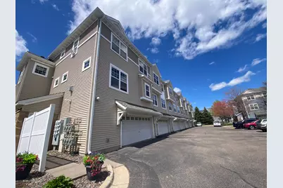 1679 Village Trail E #2, Maplewood, MN 55109 - Photo 11