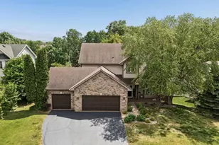 2478 Timber Ct E, Maplewood, MN 55119 - Photo 1