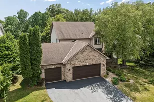 2478 Timber Ct E, Maplewood, MN 55119 - Photo 7