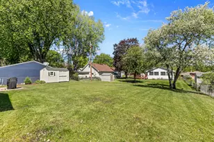 139 Greenway Ave N, Oakdale, MN 55128 - Photo 27