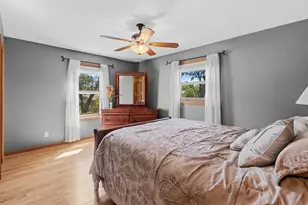 139 Greenway Ave N, Oakdale, MN 55128 - Photo 11