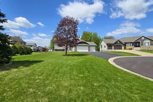 4065 Jasmine Ct NE, Saint Michael, MN 55376 - Photo 3