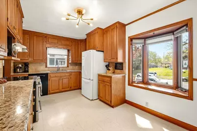 1077 Lafond Avenue, Saint Paul, MN 55104 - Photo 13